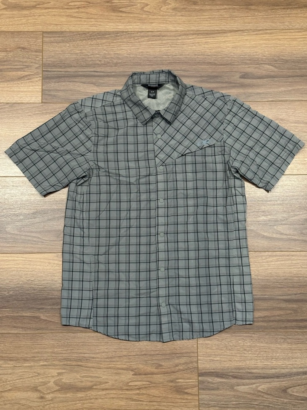 Outdoor Research Astroman Short Sleeve Sun Shirt in Gray Plaid Size Small